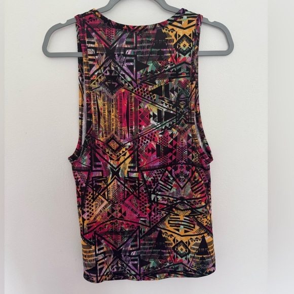 Reebok speed wick exercise workout tank tribal aztec NWOT small - Picture 3 of 4